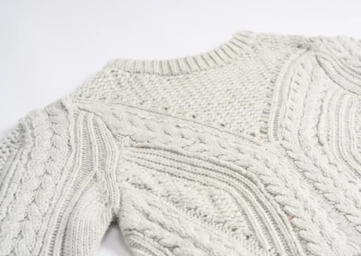 ETS international knitwear sample : A grey sweater